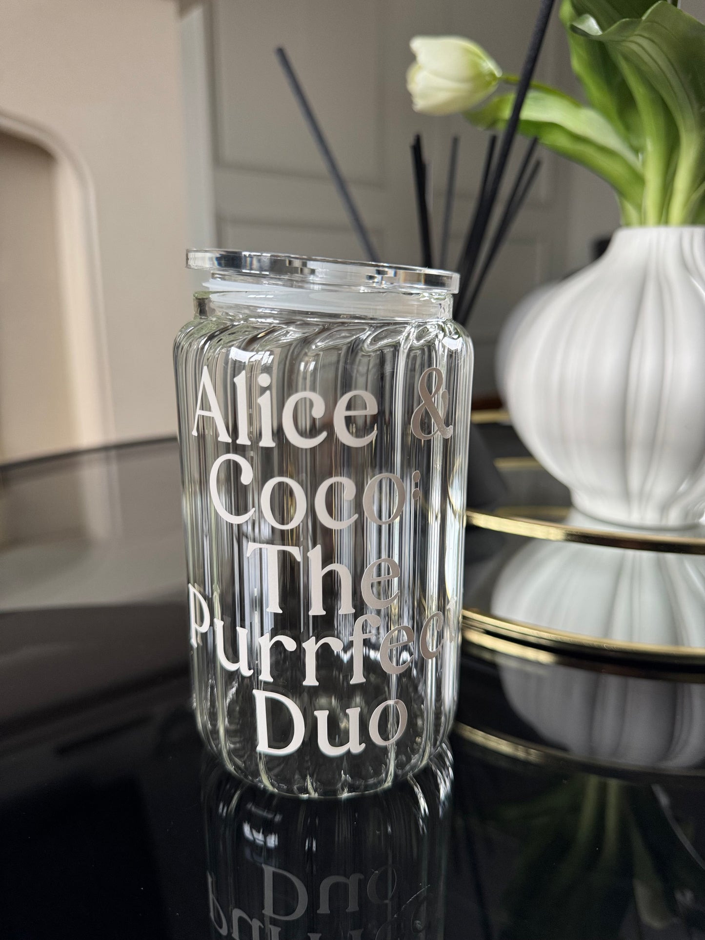 Personalised Ribbed Glass Tumbler – Custom Name & Design